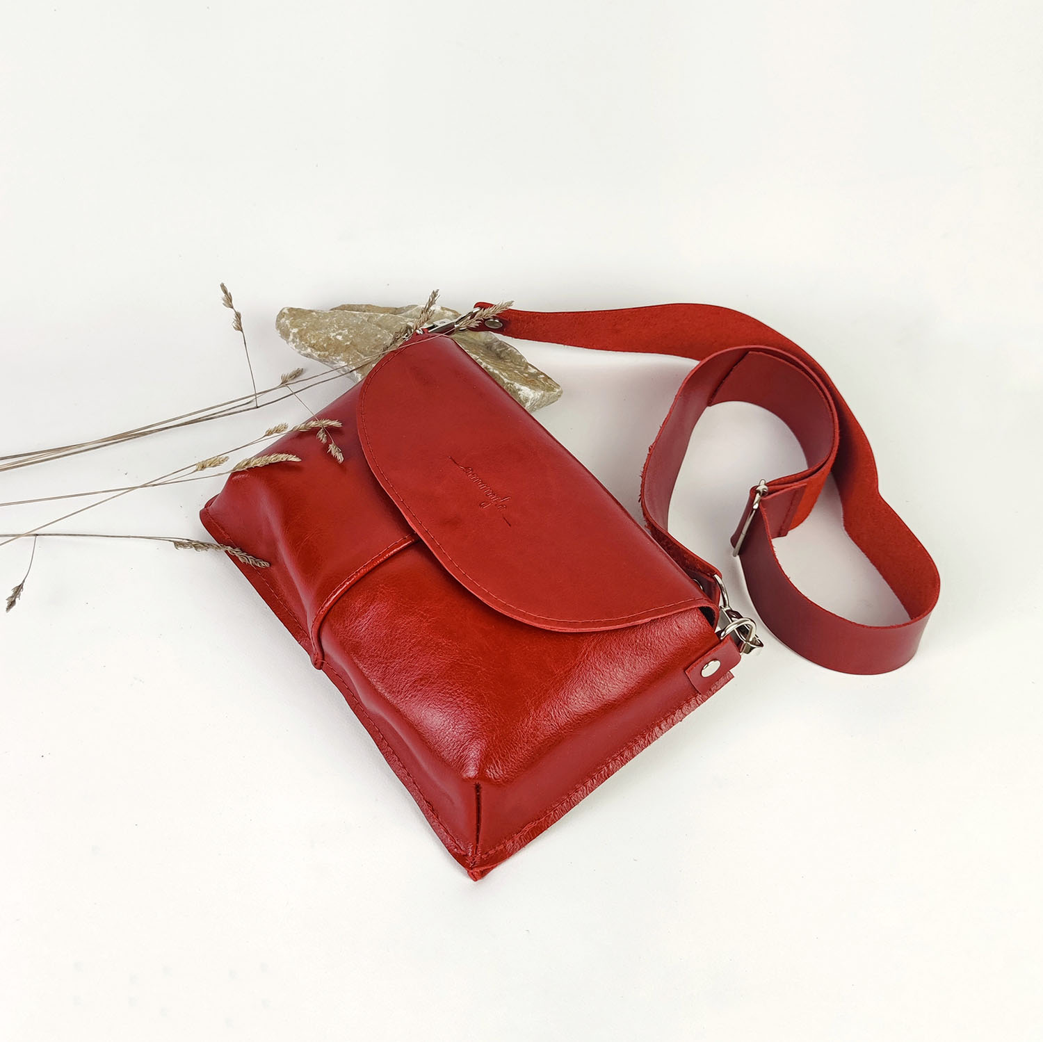 Kožená kabelka Ester Raw (červená)